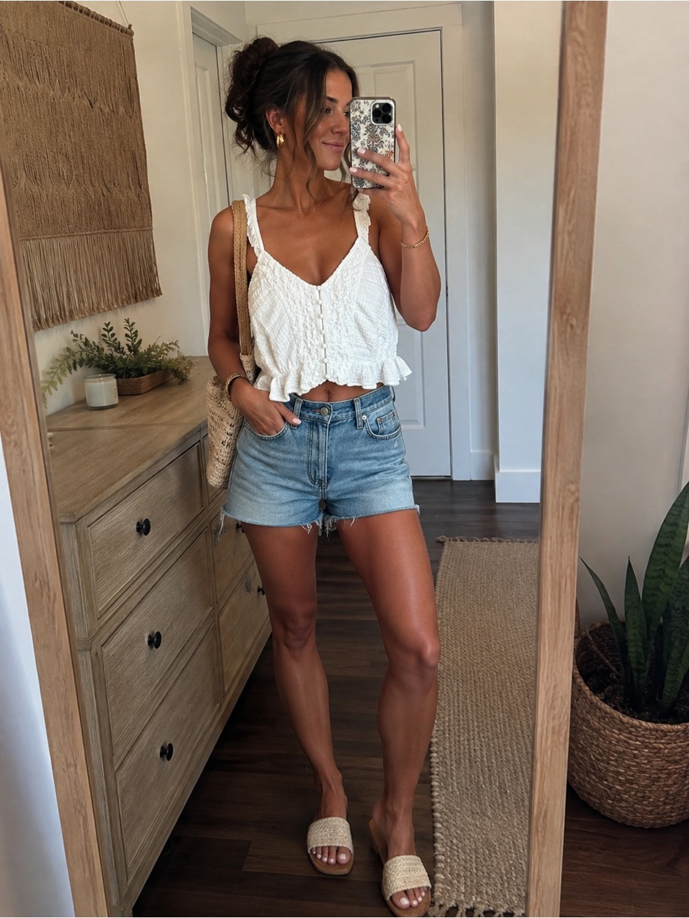 Celandine ivory textured cotton ruffle crop